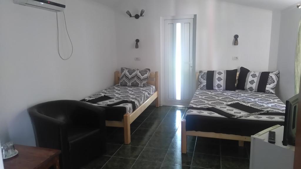 Zoi Residence Костинешти Экстерьер фото