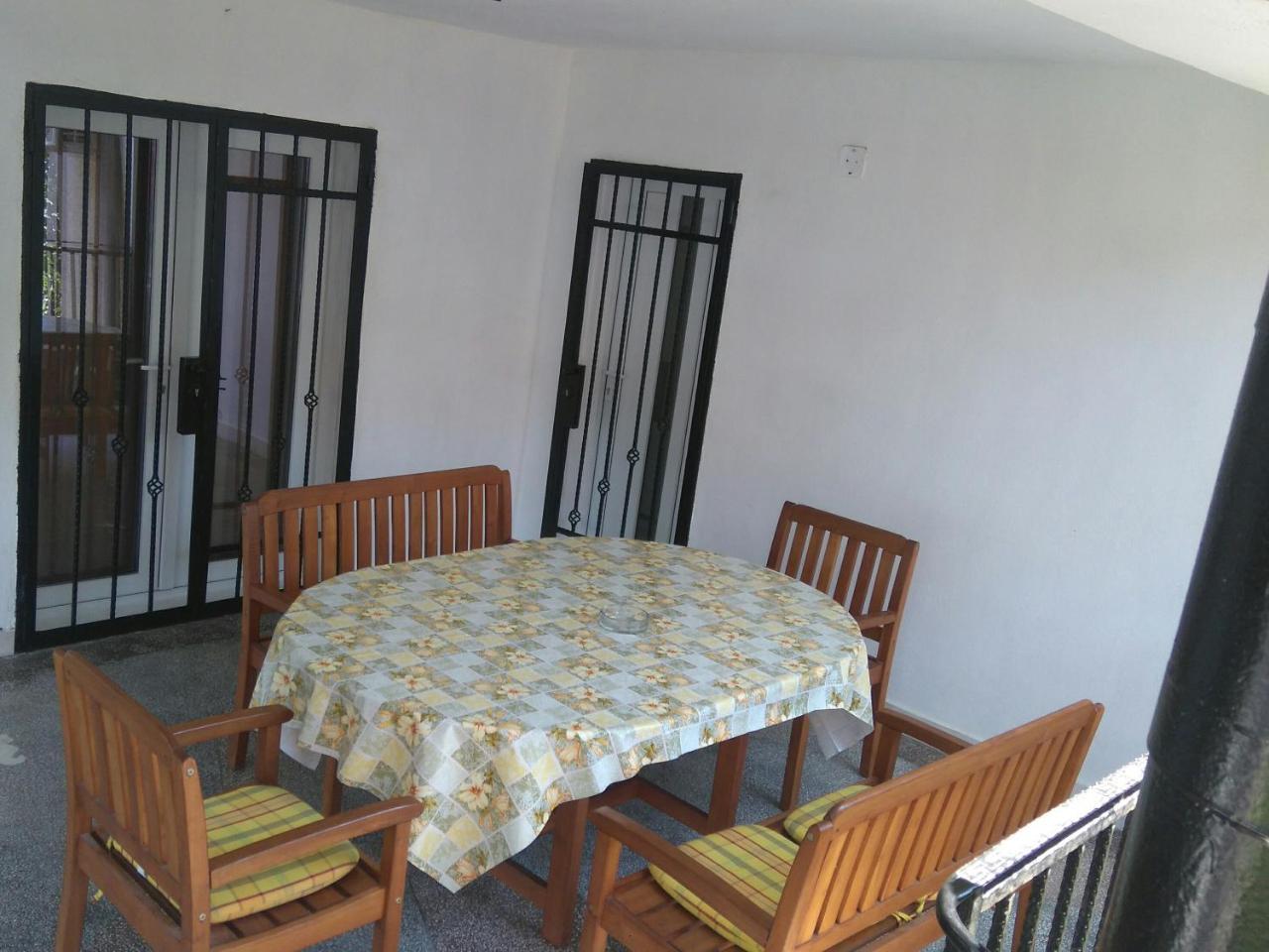 Zoi Residence Костинешти Экстерьер фото